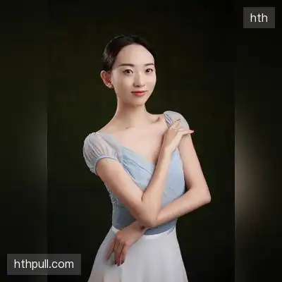 董麟星